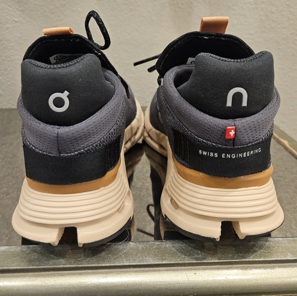 On Cloudnova Sneakers Size 6.5 - Picture 3 of 8